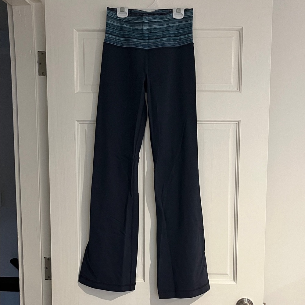 Lululemon Navy High-Waisted Yoga Pants